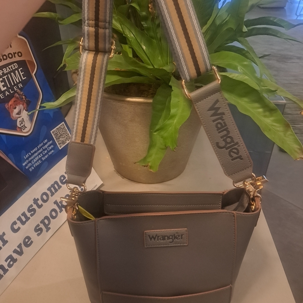 Wrangler Charcoal and Tan Shoulder Bag